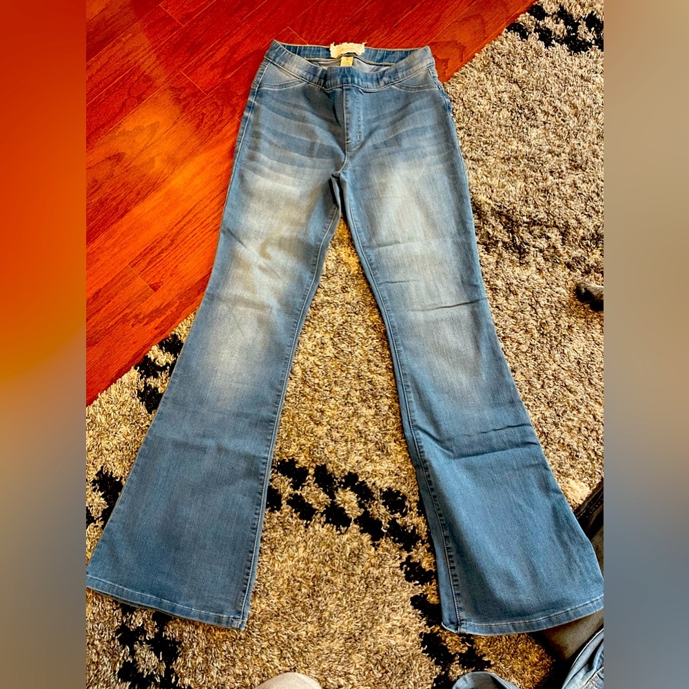 Altard State Size Small Bootcut/ Flare Jeans